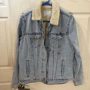 Old Navy Womens L Light Blue Wash Denim Sherpa Lined Button Trucker Jacket
